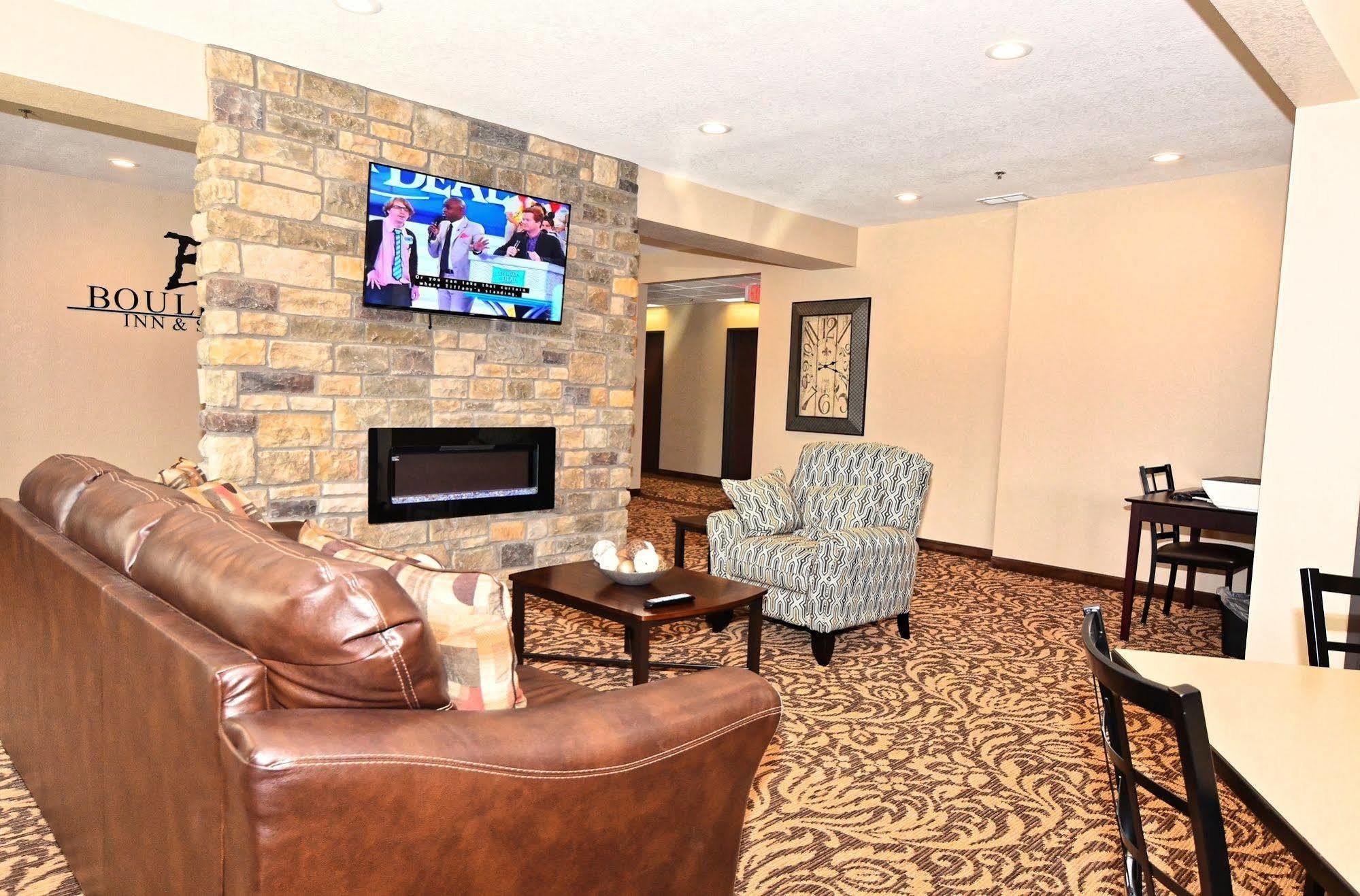 Cobblestone Inn & Suites - Clarion Ngoại thất bức ảnh