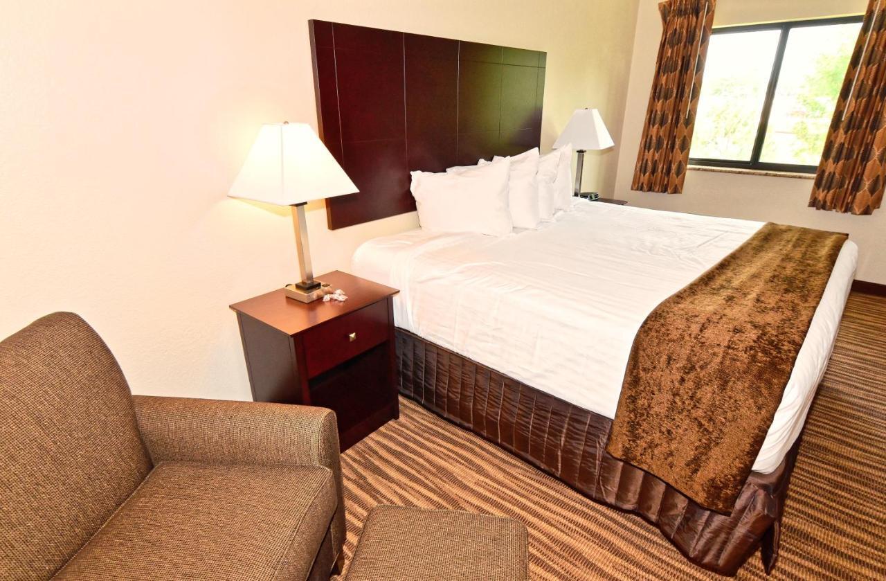Cobblestone Inn & Suites - Clarion Ngoại thất bức ảnh