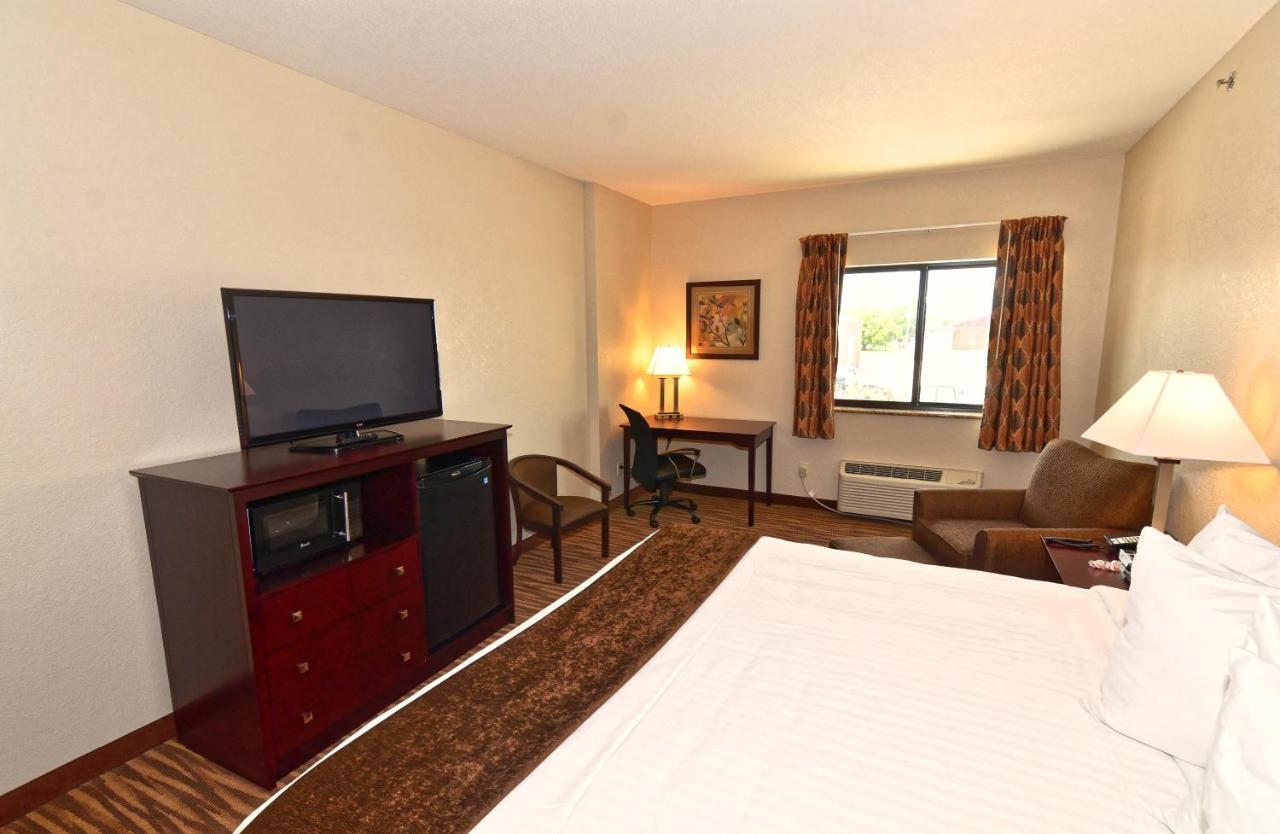 Cobblestone Inn & Suites - Clarion Ngoại thất bức ảnh