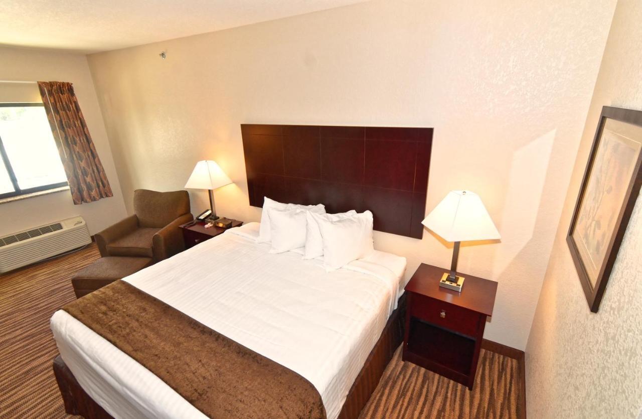 Cobblestone Inn & Suites - Clarion Ngoại thất bức ảnh