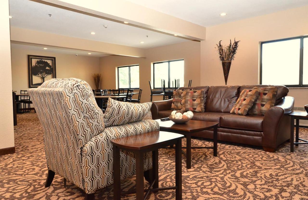 Cobblestone Inn & Suites - Clarion Ngoại thất bức ảnh